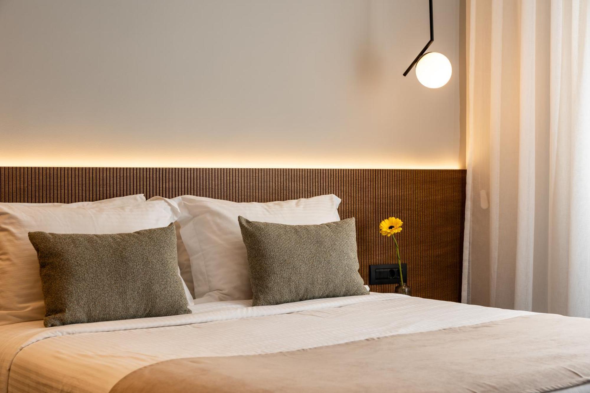 Omikron Luxury Residences Heraklion  ภายนอก รูปภาพ