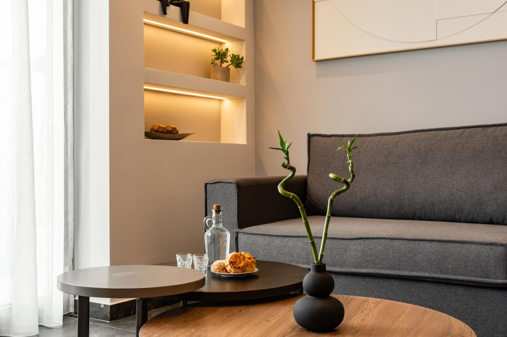 Omikron Luxury Residences Heraklion  ภายนอก รูปภาพ