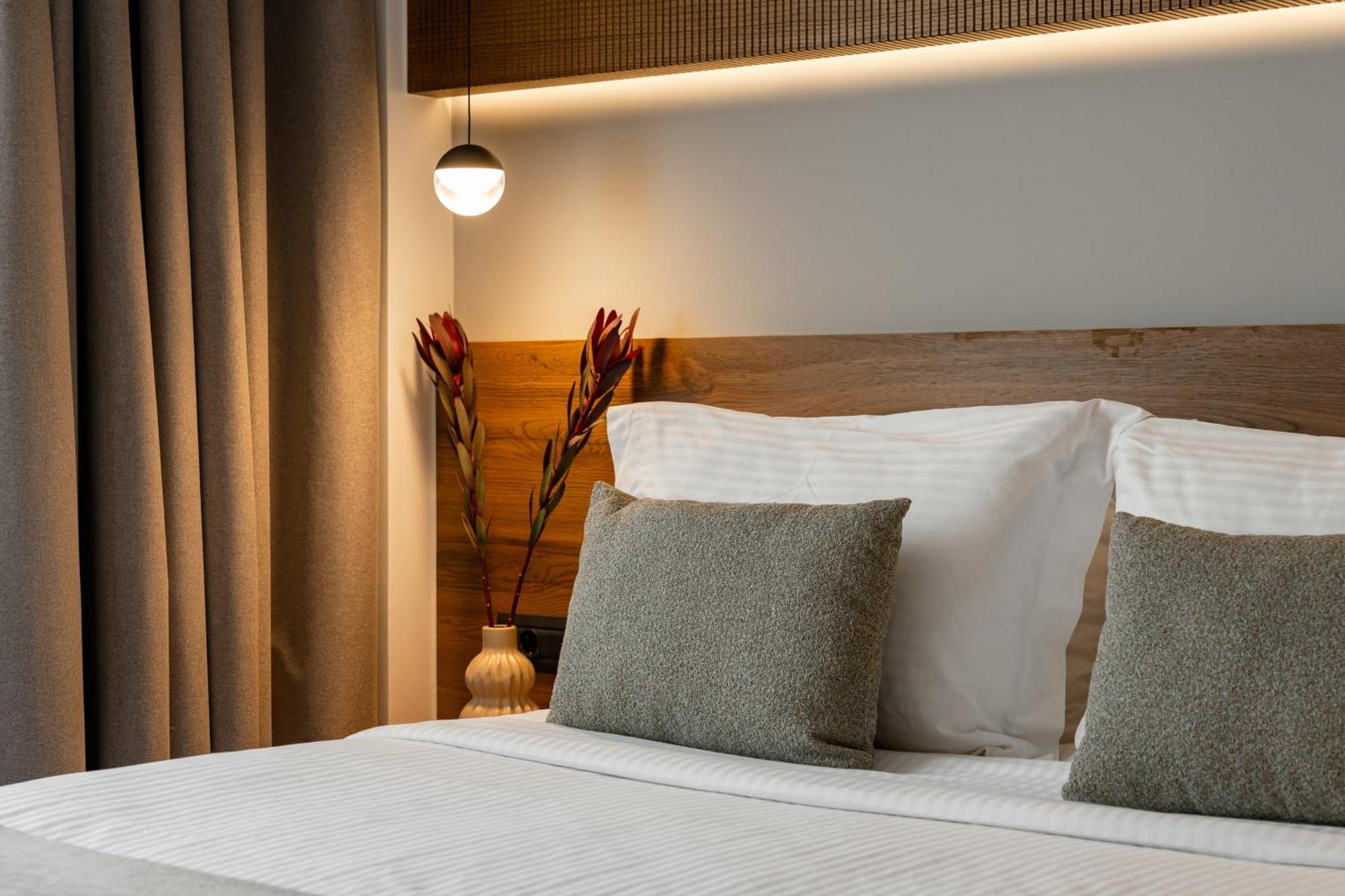 Omikron Luxury Residences Heraklion  ภายนอก รูปภาพ